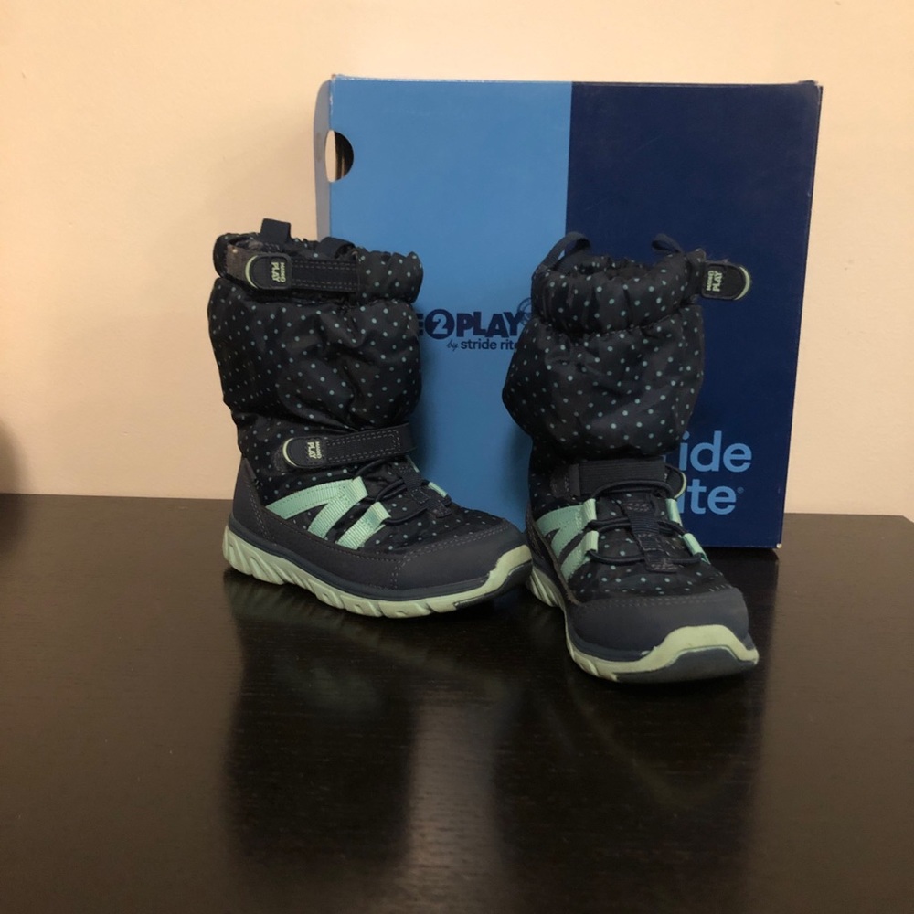 Stride Rite snow boots